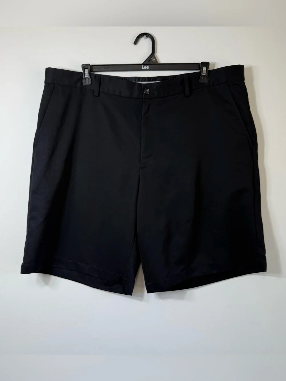 Greg Norman Tasso Elba Mens Black Golf Shorts Size 42 Performance